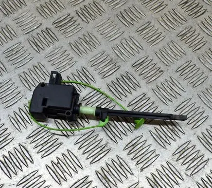 Volvo V60 Fuel tank cap lock 86113136