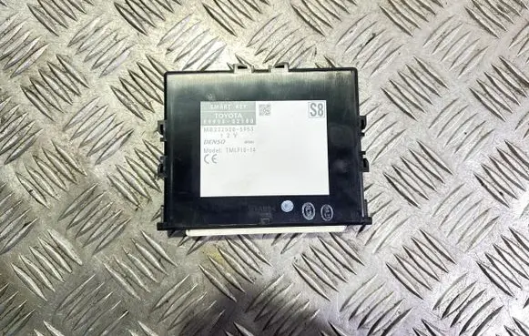 Toyota Auris E180 Other control units/modules 8999002180 2325005953