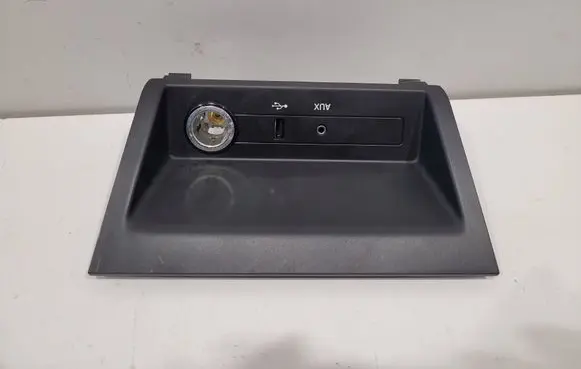 Skoda Fabia Mk3 (NJ) Cigarette lighter 6V0857367