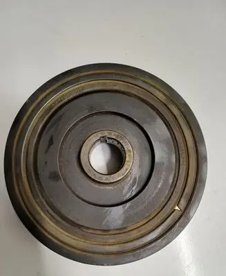 Nissan Qashqai Crankshaft pulley 123034818R
