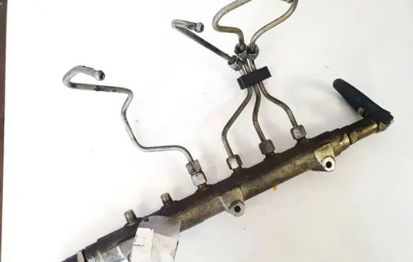 Volvo XC90 Fuel main line pipe 0445215015 30622085