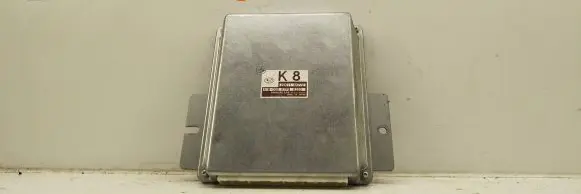 Subaru Legacy Engine control unit/module 22611AK772 A18000R7P