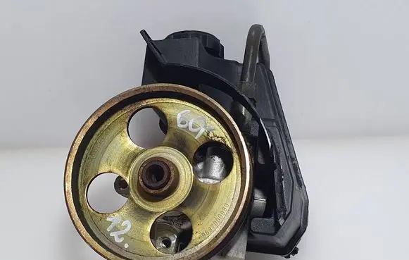 Citroen Berlingo Power steering pump 9636320580
