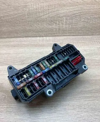 BMW 7 E65 E66 Fuse module 6900583 10688710
