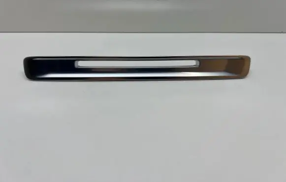 Volvo XC60 Radio/GPS head unit trim 30755619RH