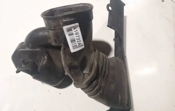 Air intake hose/pipe