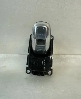 Volvo XC90 Gear shifter/selector 31492195
