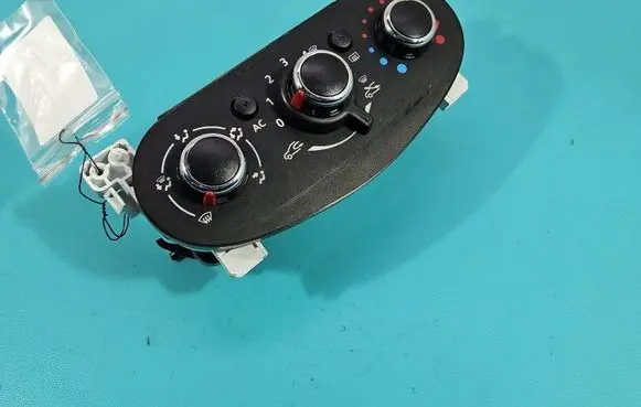 Climate control/heater control trim