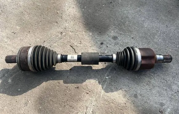 Volvo S90, V90 Front driveshaft P32339232