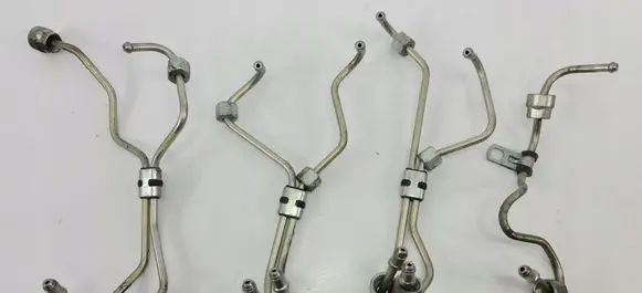 Volvo V40 Fuel line/pipe/hose 