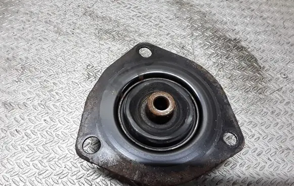 Nissan Primera Front coil spring rubber mount 