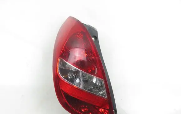 Hyundai i20 (PB PBT) Rear/tail lights 924011J000