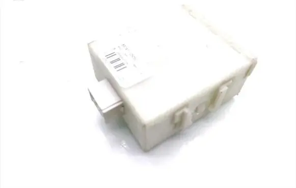Toyota Avensis T270 Other control units/modules 89741-05050 736671-A S-000003705