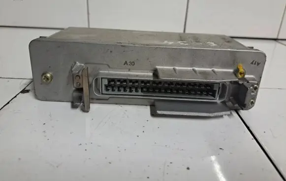 BMW 5 E34 ABS control unit/module 0265103047 34521160413 36905619