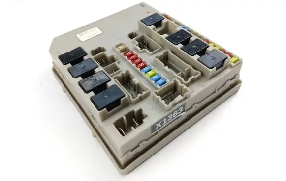 Renault Clio III Fuse module 902663A