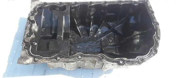 Renault Megane I Oil sump 330970422