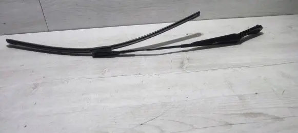 Alfa Romeo Giulia Windshield/front glass wiper blade 50532570