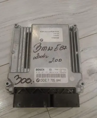 BMW 1 E81 E87 Engine control unit/module ECU 0281011631