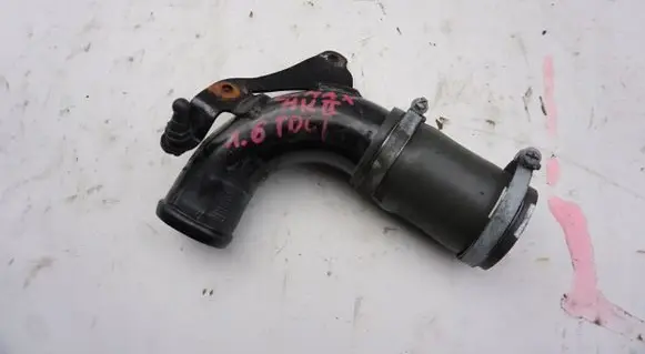 Intake resonator