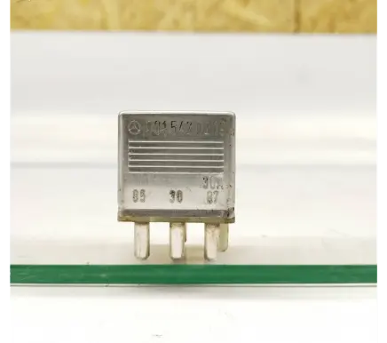 Mercedes-Benz SL R107 Other relay 0015420219