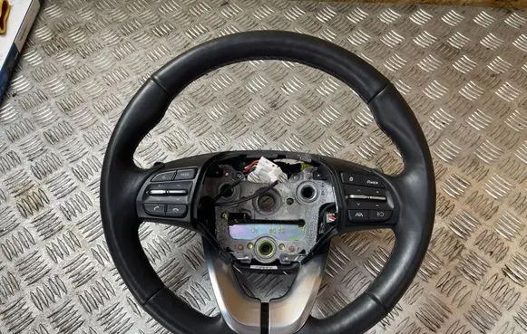Hyundai i30 Steering wheel 96720G4270 2402200050 6611393000