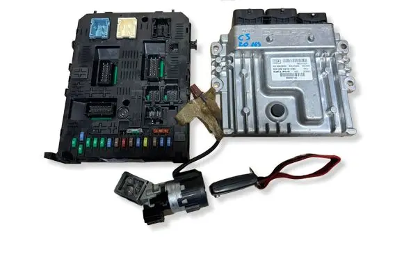 Citroen C5 Engine ECU kit and lock set 9666098180 9666557180 R0414C004C