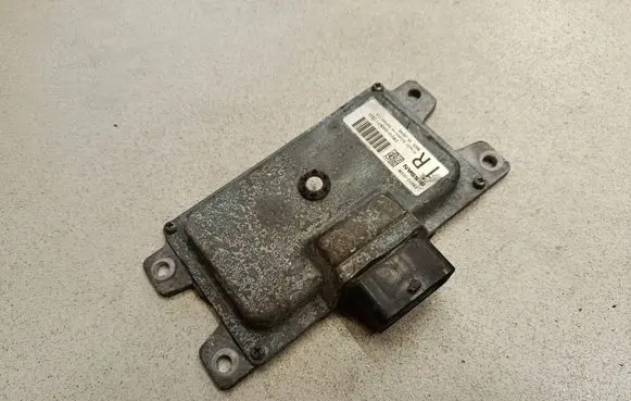 Nissan Qashqai Gearbox control unit/module EMU10000N EMU10000NF1