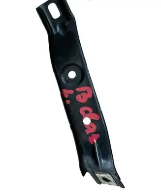 Mercedes-Benz B W246 W242 Fender mounting bracket A2466280214