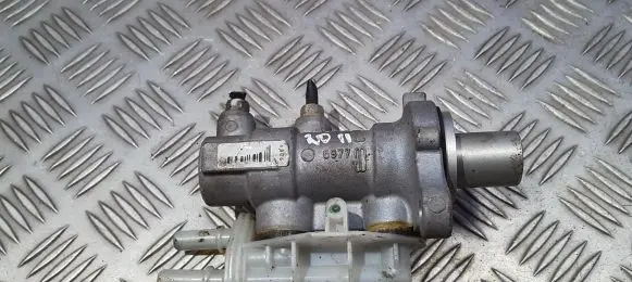 Opel Meriva B Master brake cylinder 6977