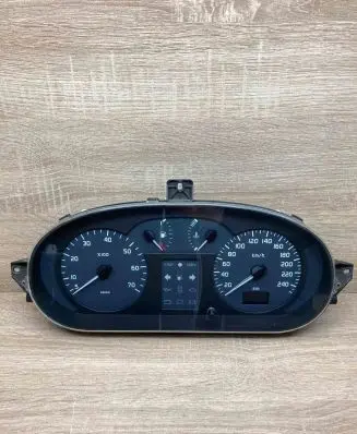 Renault Scenic I Speedometer (instrument cluster) P8200213795 21658869