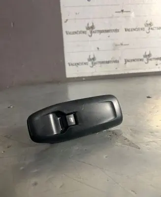 Peugeot 2008 I Electric window control switch 96751118ZD 163724