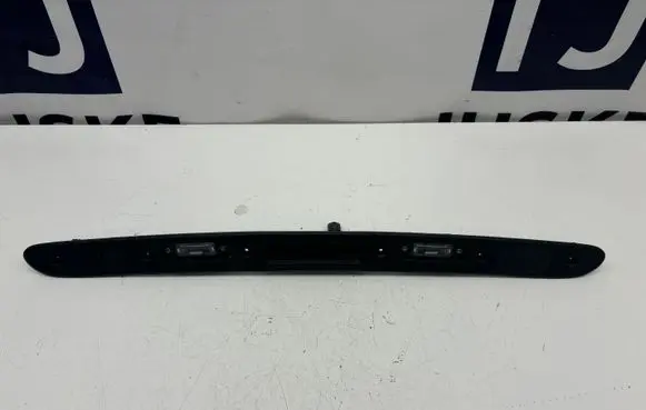 Volvo S60 Trunk door license plate light bar 31391197