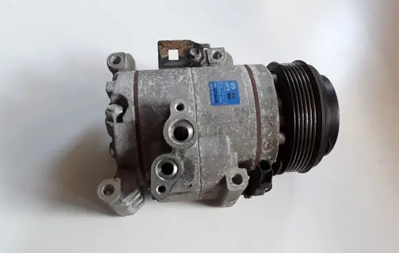 Mazda 6 Air conditioning (A/C) compressor (pump) F500AUCAA05