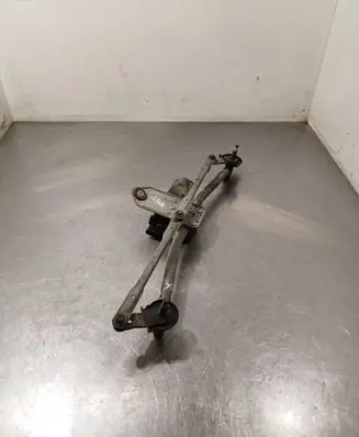 KIA Sportage Front wiper linkage and motor