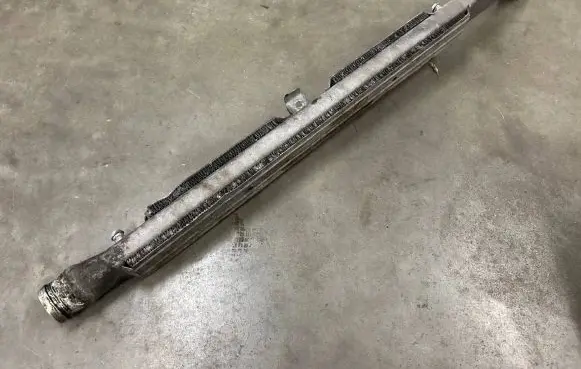 Audi A6 S6 C6 4F Intercooler radiator