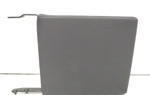 Volvo V40 Rear seat headrest 