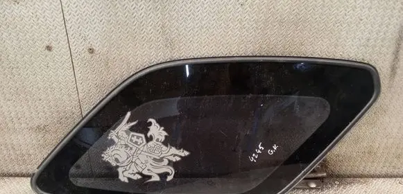 KIA Sportage Rear side window 
