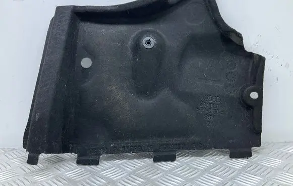 Audi A7 S7 4G Side bottom protection 4G0825201B 4G0825201C