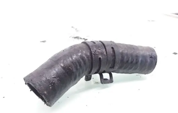 Mercedes-Benz C W203 Engine coolant pipe/hose