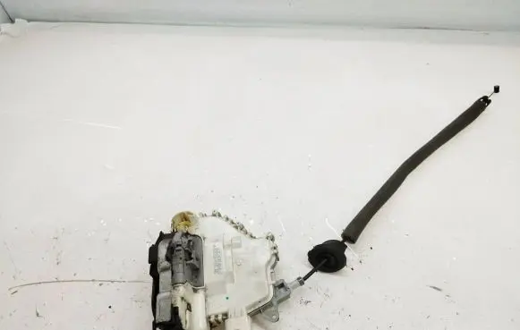 Audi A6 S6 C7 4G Front door lock 8J2837016C