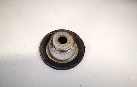 Skoda Octavia Mk1 (1U) Front coil spring rubber mount 1j0412319c