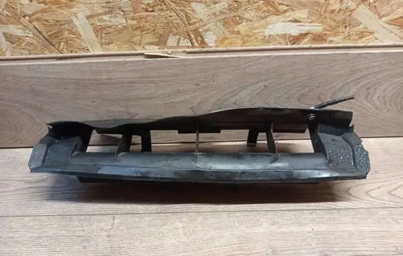 Mercedes-Benz S W140 Air flow deflector A1408891036 BBP112201