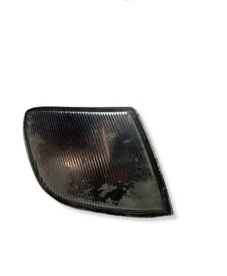 Volkswagen PASSAT B4 Front reflector 144570