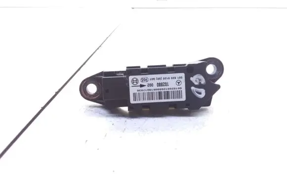 Mercedes-Benz C W203 Airbag deployment crash/impact sensor 0018209126 102880