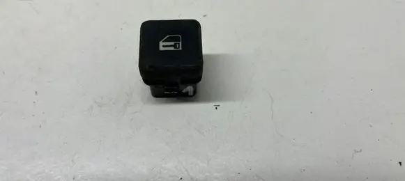 BMW 5 E39 Central locking switch button 8360828
