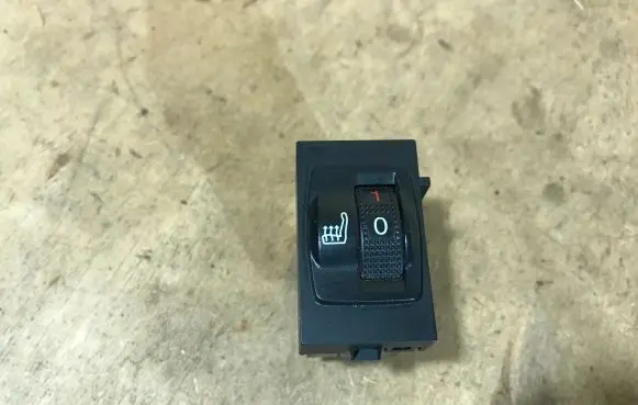Peugeot 508 Seat heating switch 98019840ZD 10096139