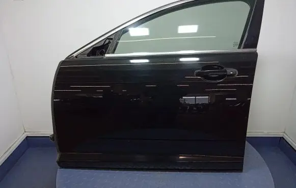 Jaguar XF X250 Front door