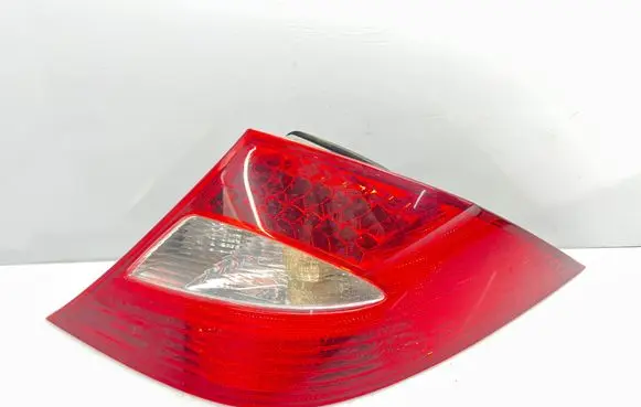 Mercedes-Benz CLS C219 Rear/tail lights A2198200264