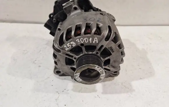 Peugeot 208 Generator/alternator 2583001A