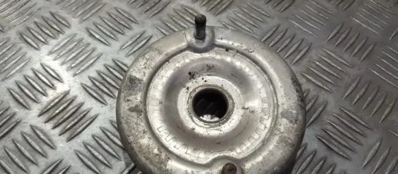 Volkswagen PASSAT B5.5 Coil spring mount 